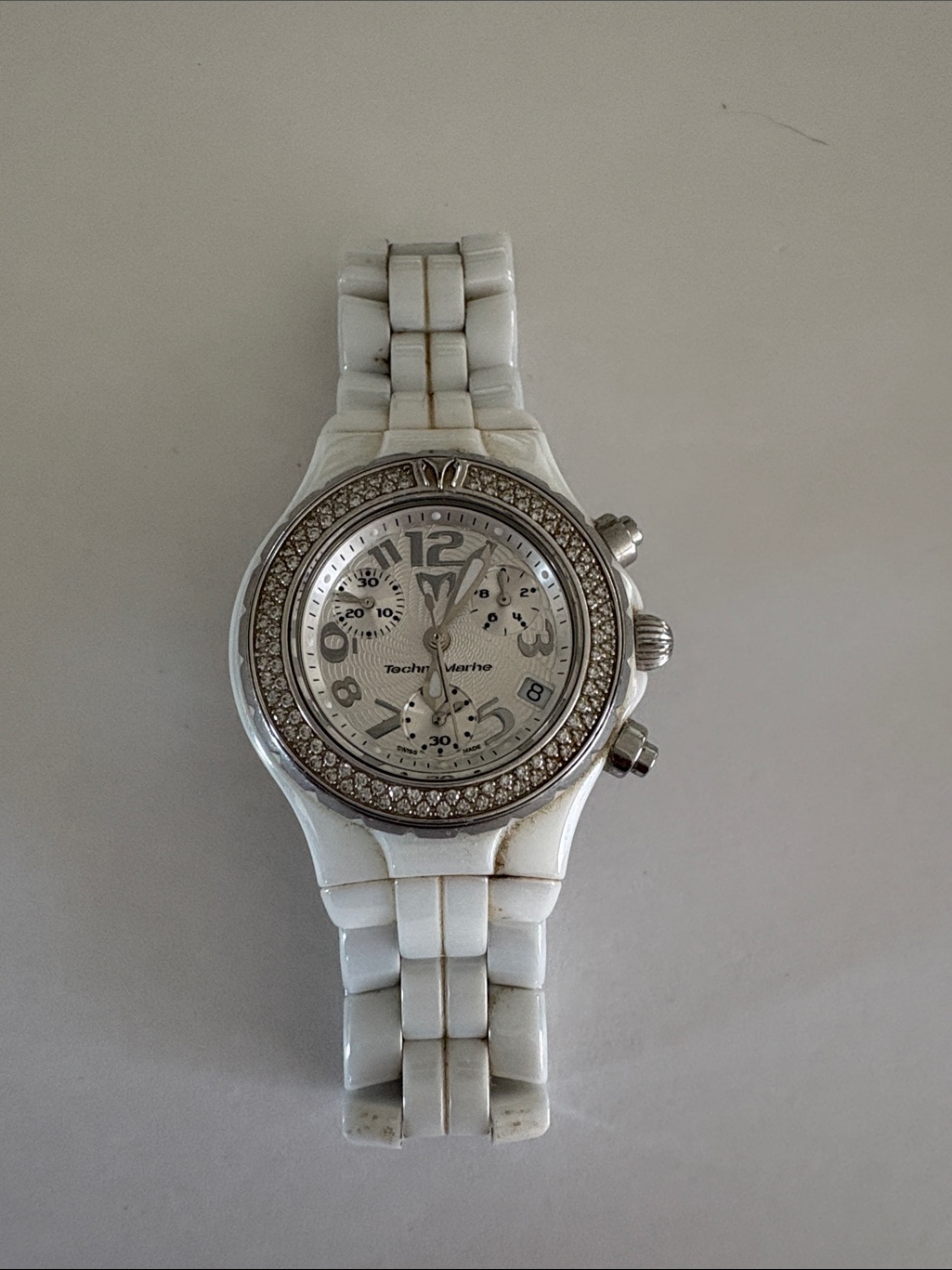 Technomarine 34mm White Ceramic Chronograph With Crystal Bezel